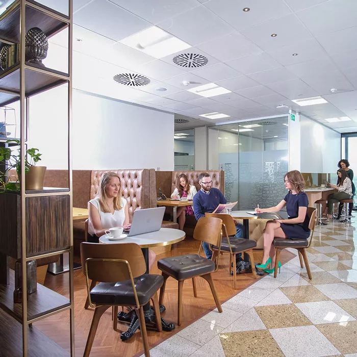 Servcorp Coworking Space at The Leadenhall Building. Hot Desks and Collaborative Booths.